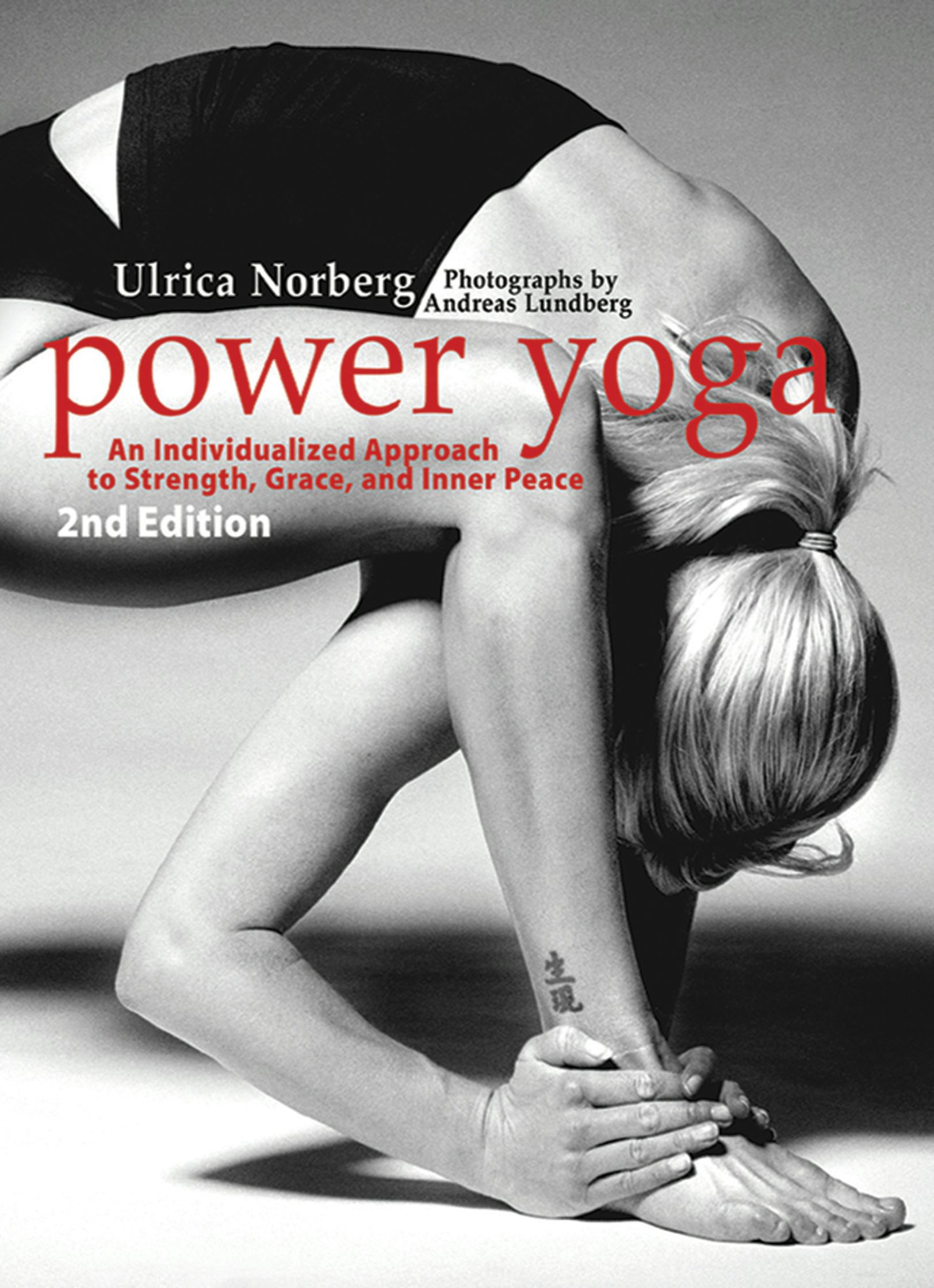 Brigitte - Power Yoga - Neue Energie f?r K?rper und Seele: Brigitte (中古品) 9781616081720.jpg?auto=format&